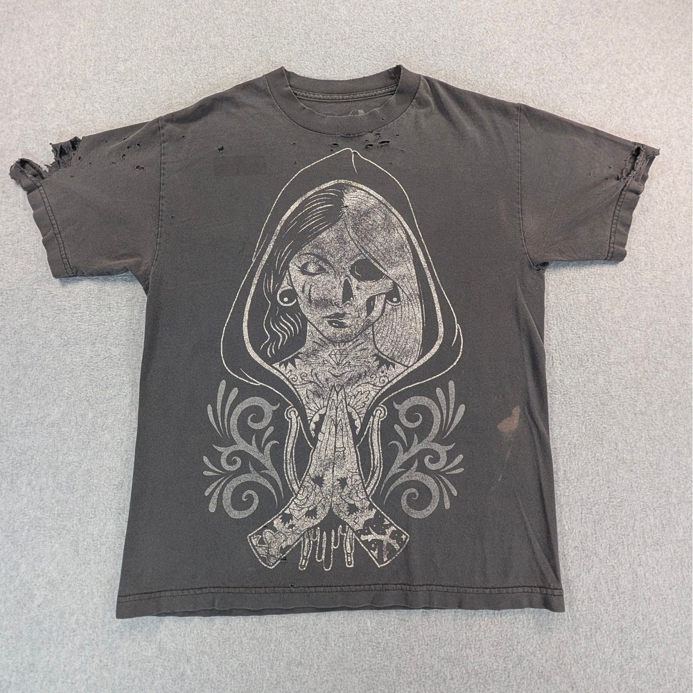 Fatal Clothing Mens Graphic T-Shirt Black Distressed Skull Woman Medium 20x25